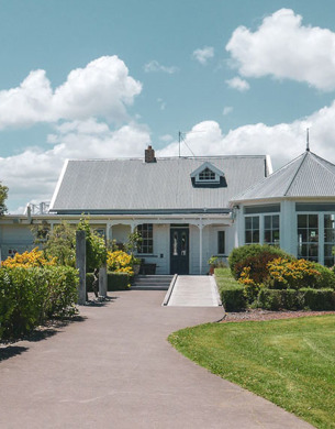 The Hunting Lodge restaurant exterior