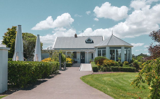 The Hunting Lodge restaurant exterior