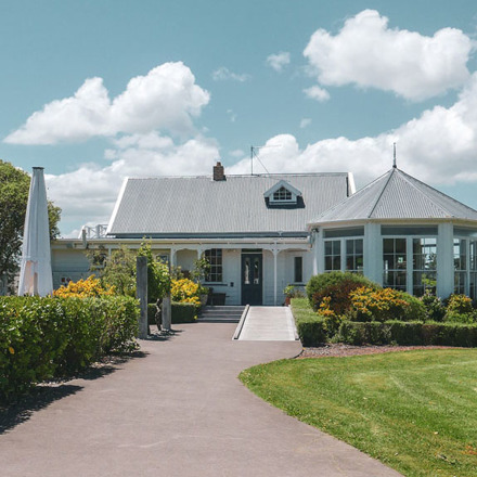 The Hunting Lodge restaurant exterior